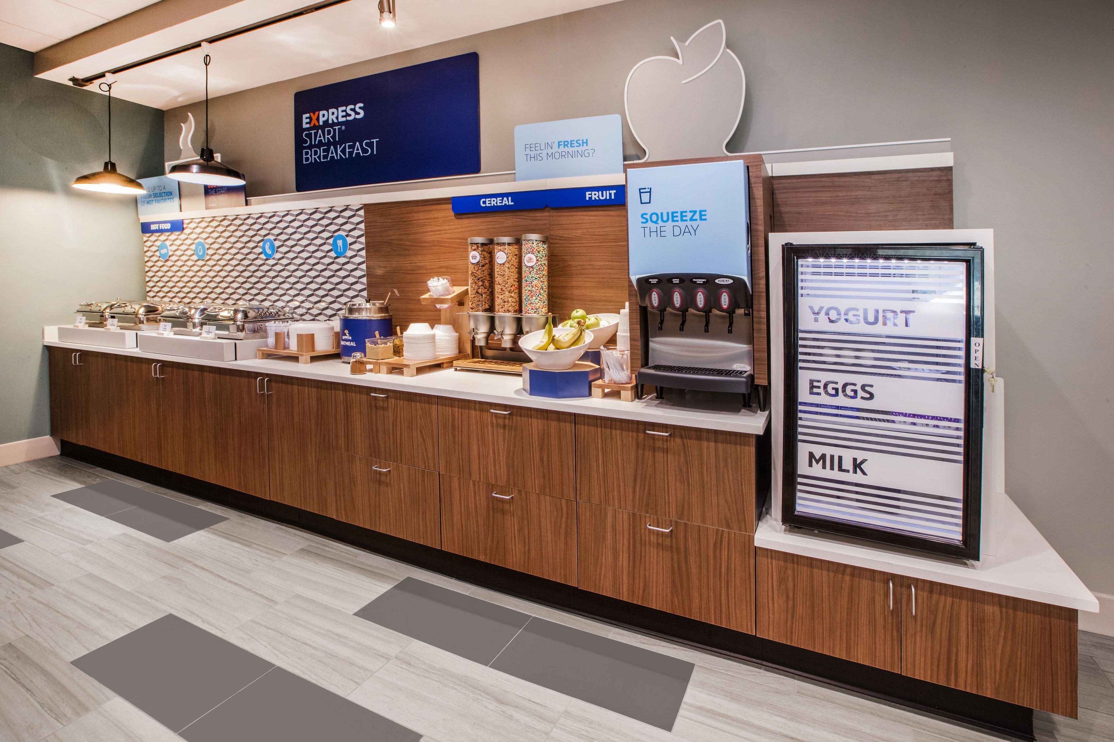 Holiday Inn Express & Suites Terrace By Ihg Exterior foto