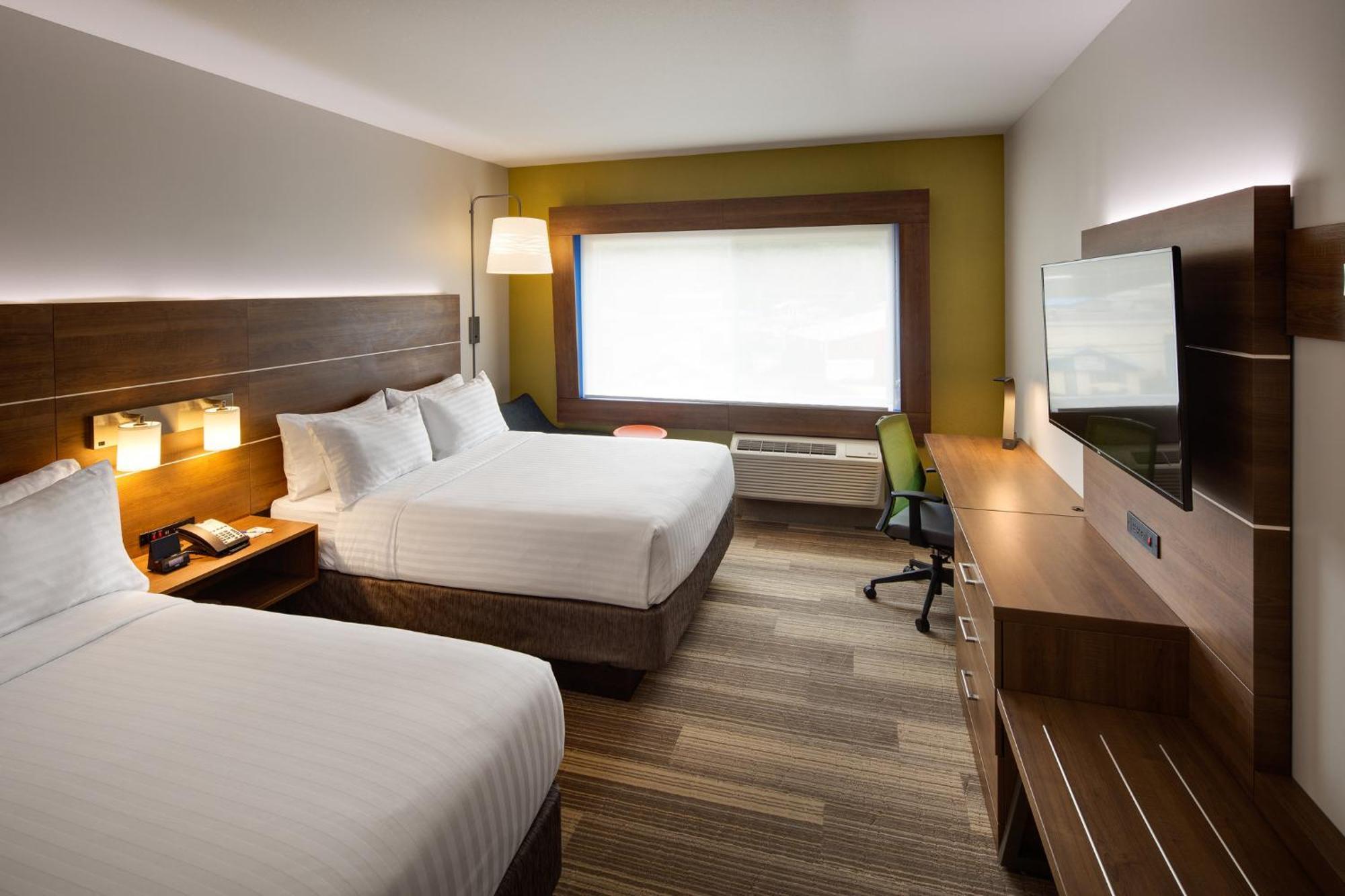 Holiday Inn Express & Suites Terrace By Ihg Exterior foto